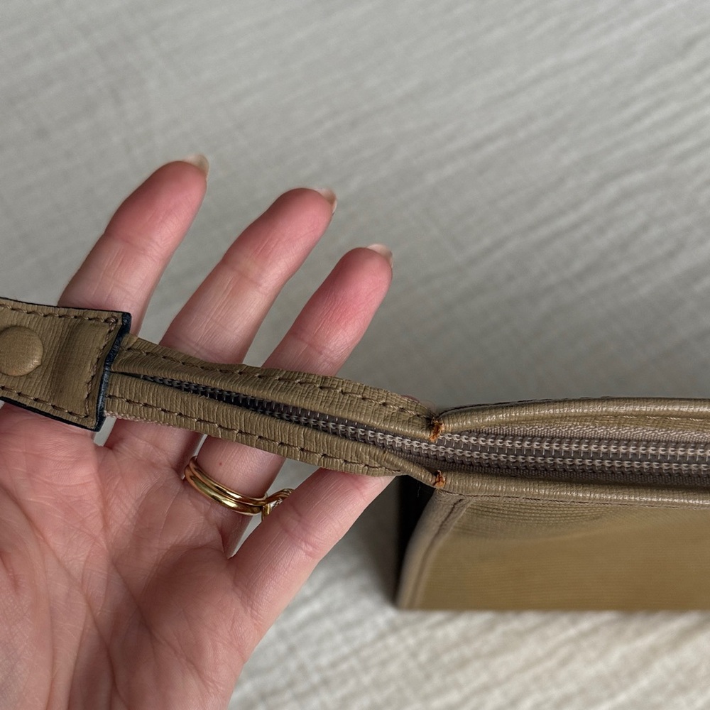 Vintage YSL Tan Clutch - Picture 5 of 12